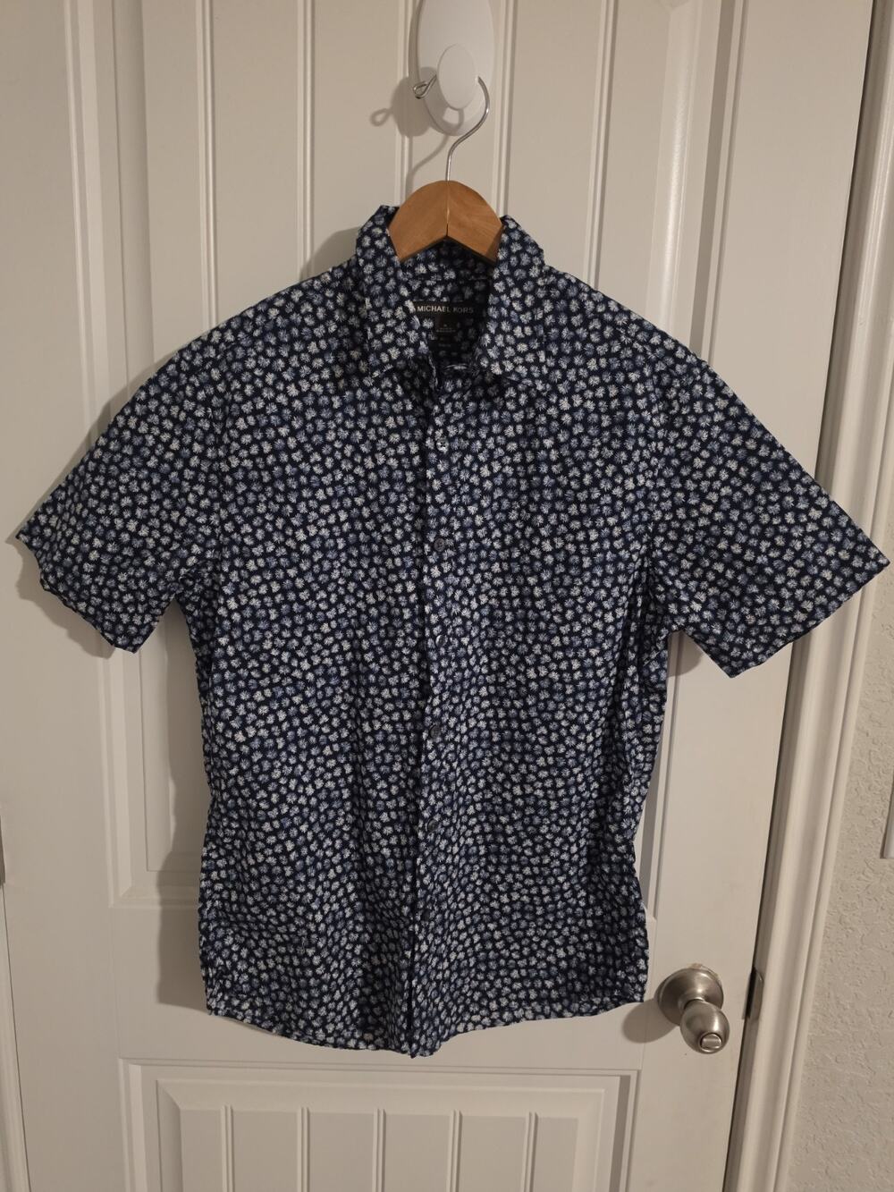 Michael Kors Men’s M Slim Fit Floral Shirt Navy Blue Short Sleeve Button Up